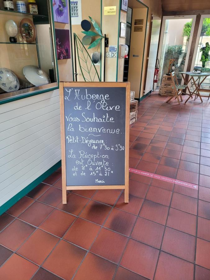 Hotel L'Auberge De L'Olive à Dompierre-sur-Besbre Extérieur photo